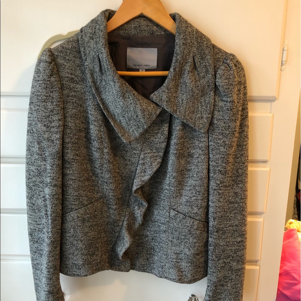Woven jacket with asymmetric zipper